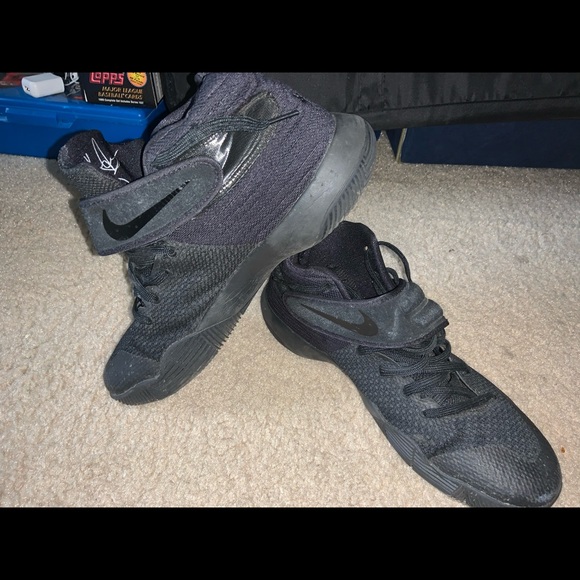 Men’s kyrie 2’s - Picture 5 of 5